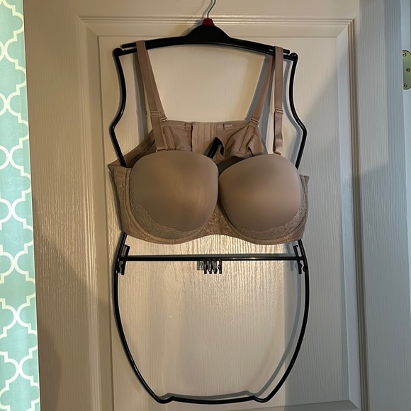 Torrid strapless beige lace bra - Picture 1 of 4